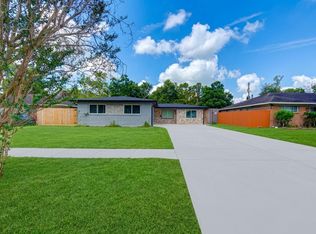 8910 Marinette Dr, Houston, TX 77074