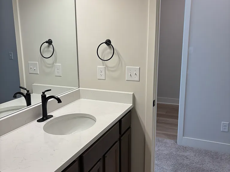 8930 Keenberg Ln — Photo 39