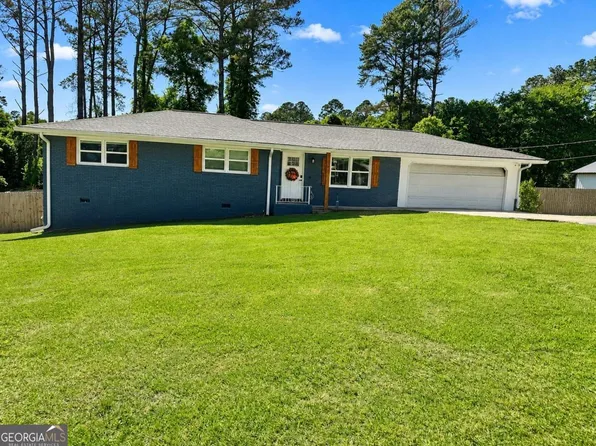 115 Fairlawn Dr, Carrollton, GA 30117