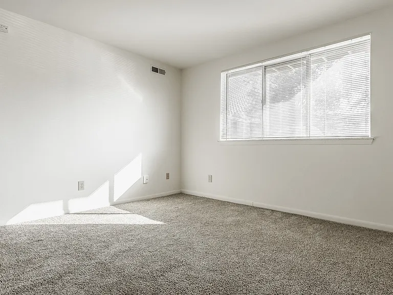 The Timbers Apartments — Photo 10