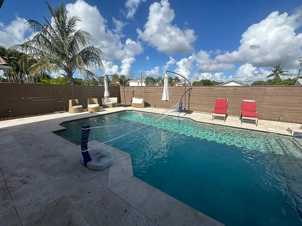 3876 SW 143rd Pl