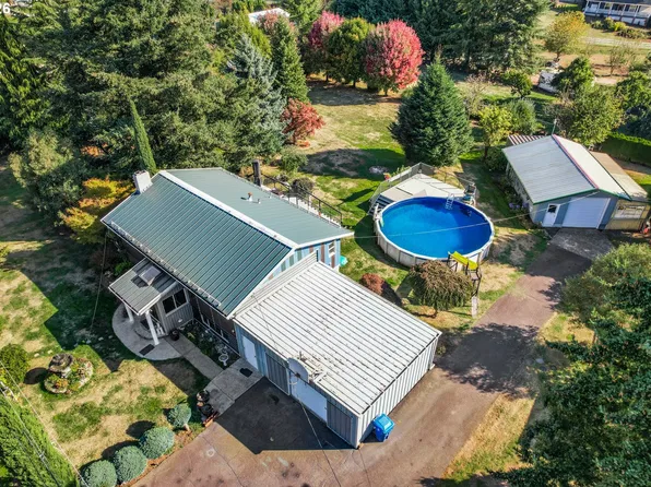 16700 SE Bel Air Dr, Damascus, OR 97089