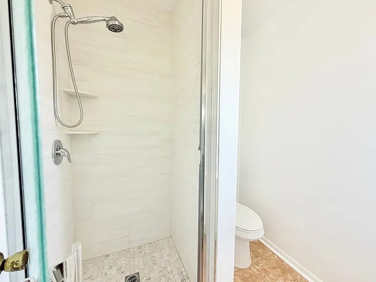 15310 Talbot Dr — Photo 16