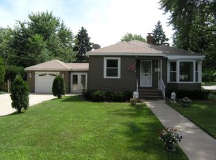 1117 E Woodrow Ave, Lombard, IL 60148