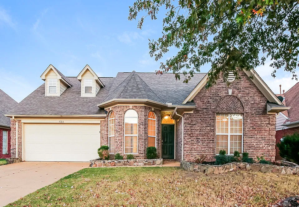 5704 Deer Ridge Dr