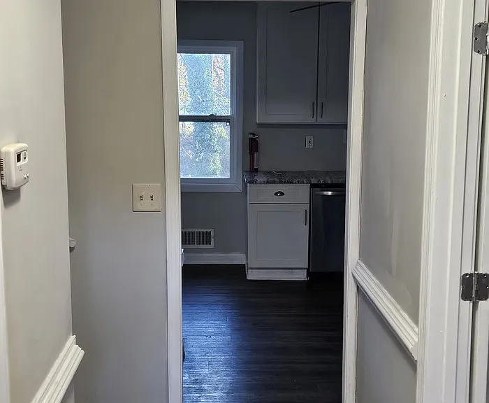 2325 Tarian Dr — Photo 31