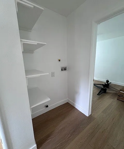 4938 Topanga Canyon Blvd — Photo 6