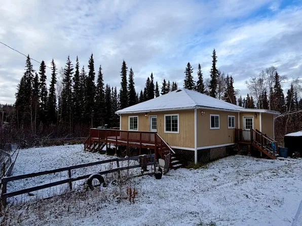 2760 King Arthur Way, Fairbanks, AK 99709