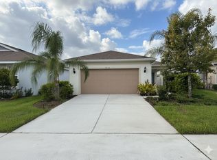 3525 Treetop St, Deland, FL 32724