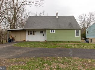 501 S York Rd, Hatboro, PA 19040