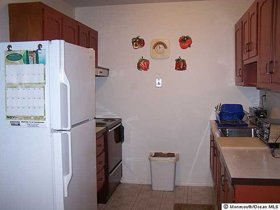 4th image of 93 Edinburgh Lane #D