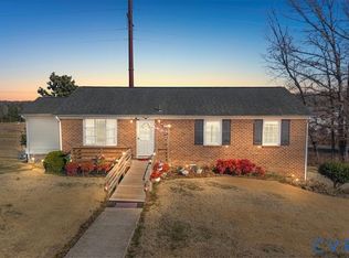 3909 Cambridge Pl, Hopewell, VA 23860