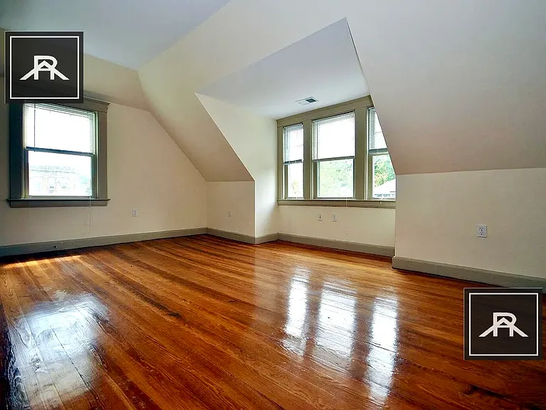 58 Englewood Ave #2 — Photo 3