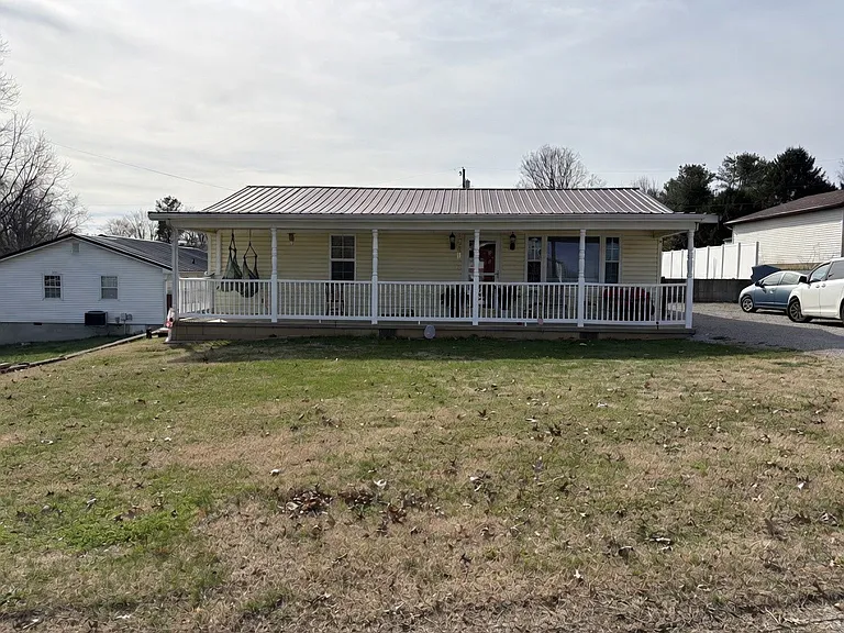 3017 Fernleaf Dr — Photo 1