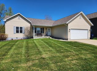 1138 W Rosemary Rd, Elkhorn, WI 53121