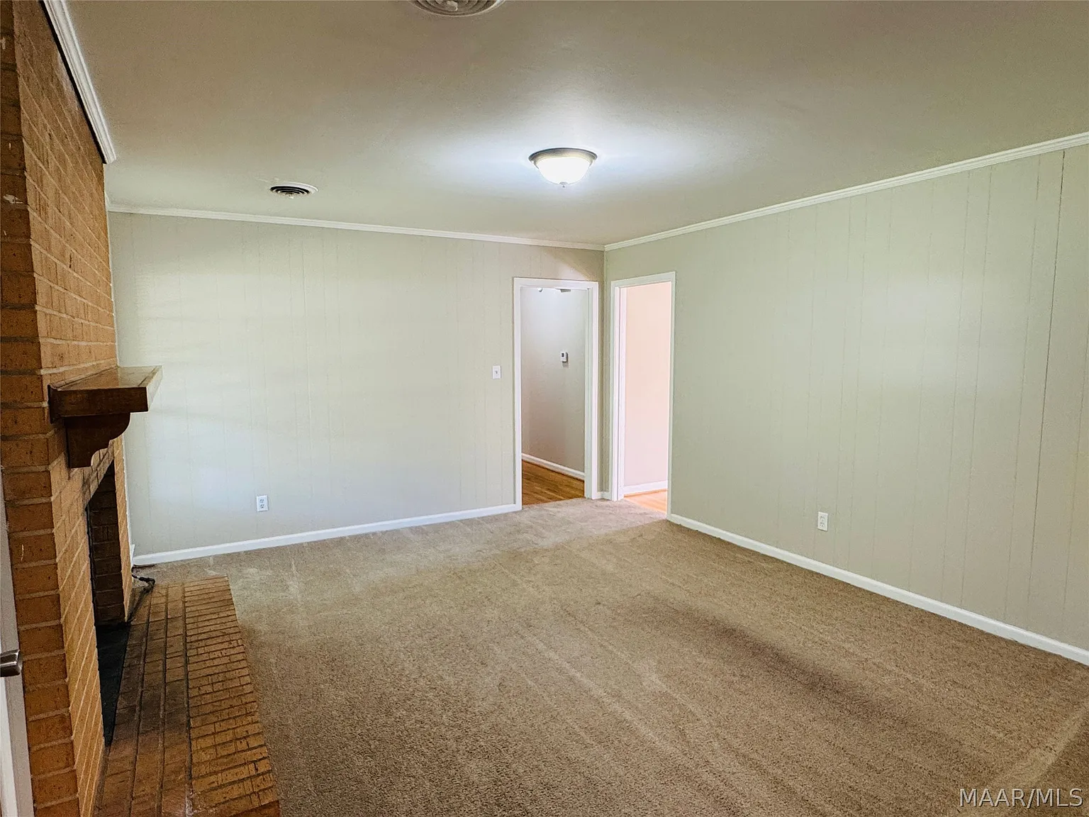 3 bed, 2.0 bath, 1417 sqft, $1,275 — Photo 4