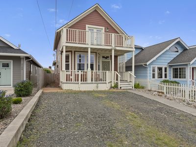 2146 McPherson St, North Bend, OR, 97459