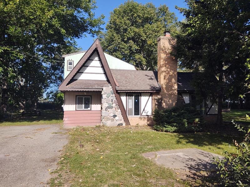 1st image of 5784 Sunglow Dr