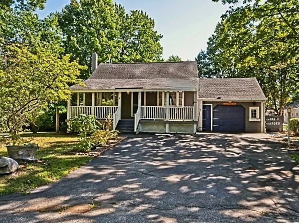 22 Adams Avenue, Seabrook, NH 03874