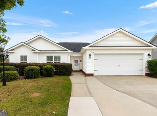 202 Latham Dr, Warner Robins, GA 31088