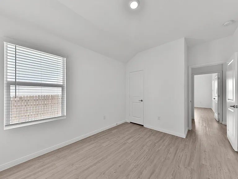 606 Bean Bnd — Photo 26