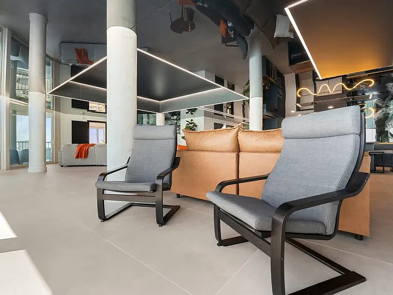 Building's Lounge