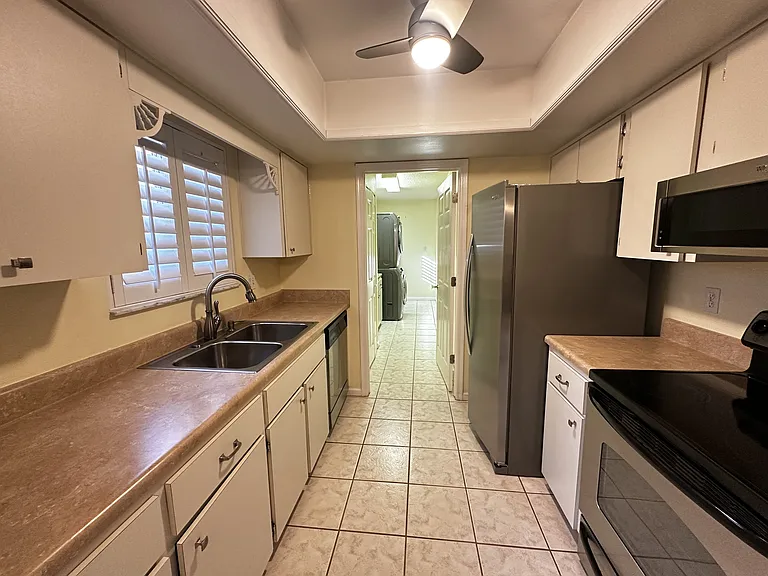 2158 NW 50th Ave — Photo 3