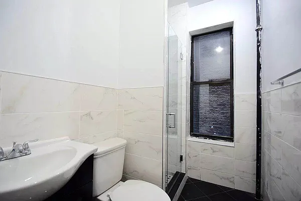 Rented by Bohemia Realty Group | media 19