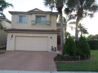 1600 SW 158th Ter, Pembroke Pines, FL 33027