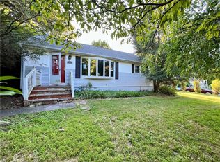 11 Cheryl St, Spring Valley, NY 10977