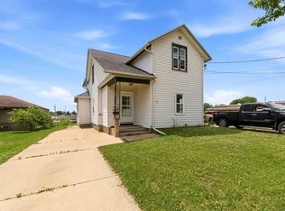 115 E Mackie St, Beaver Dam, WI 53916
