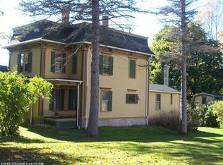 23 Pine St, Mechanic Falls, ME 04256