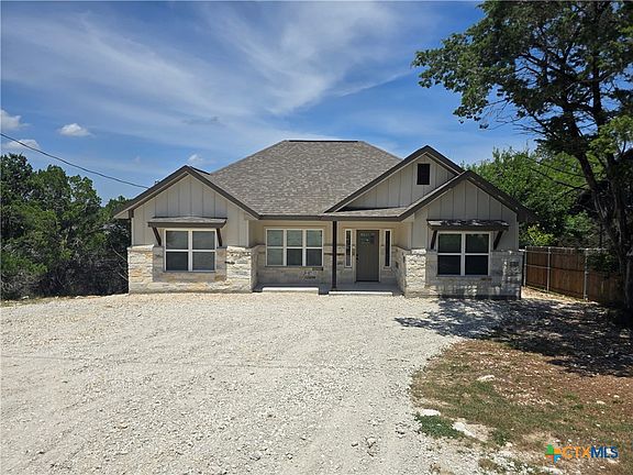2nd image of 563 Irene Dr