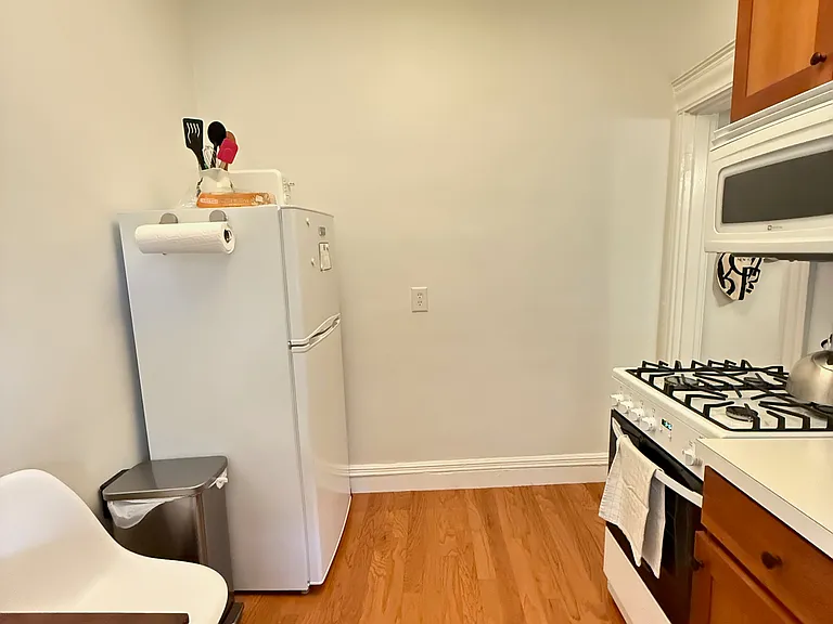 65 Park Dr — Photo 4