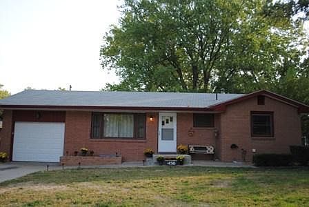 1st image of 14510 Oak Ln