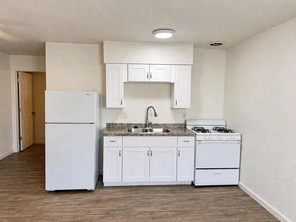 4634 E Belmont Ave, Fresno, CA 93702