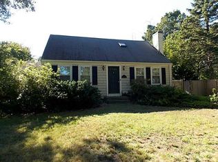 3 Carlton St, Barrington, RI 02806