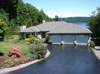 1st image of 10717 Fox Dr NW