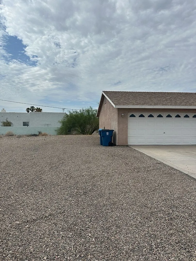 Unfurnished Full Time — Photo 3