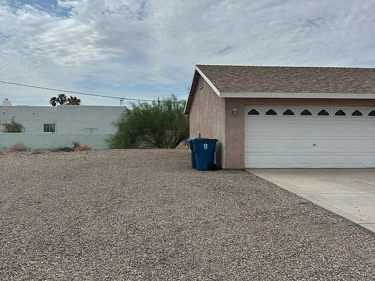 2870 Winterhaven Ct — Photo 3