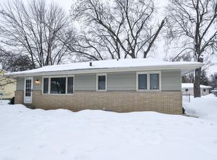 616 Janesville St NE, Fridley, MN 55432