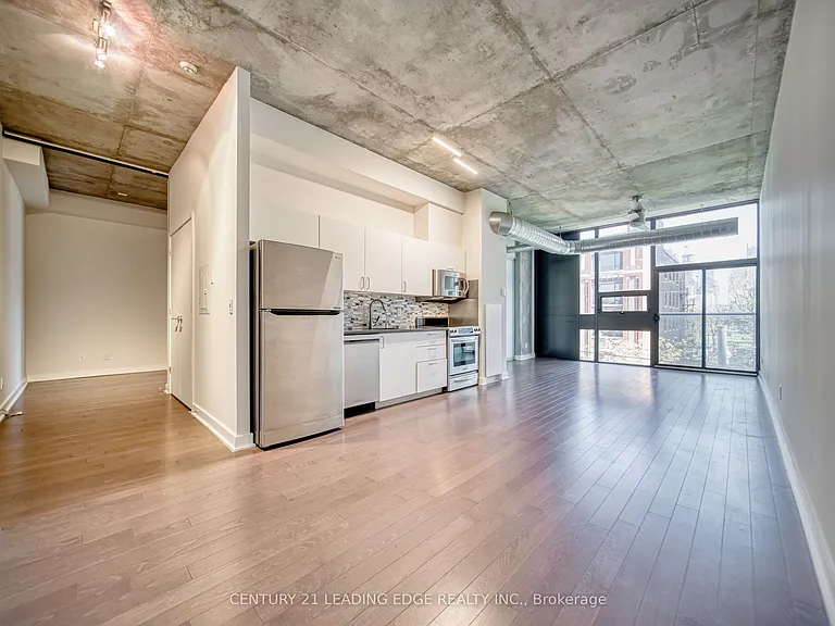 60 Bathurst St #306 — Photo 3