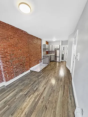 647 President St #1A Photo 1