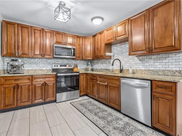 4213 Griffin St, Portsmouth, VA 23707