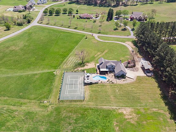 2nd image of 1222 Green Ct