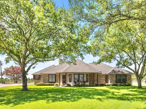 740 Squire Pl, Red Oak, TX 75154
