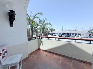 735 Dodecanese Blvd, Tarpon Springs, FL 34689