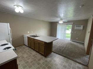 4121 W Newcomb Dr #106, Sioux Falls, SD 57106