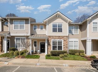 925 Copperstone Ln, Fort Mill, SC 29708