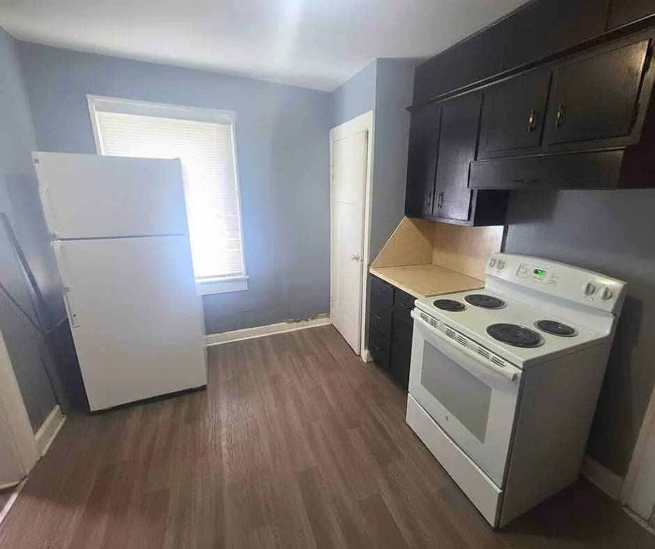 1 bed, 1.0 bath, $850 — Photo 4